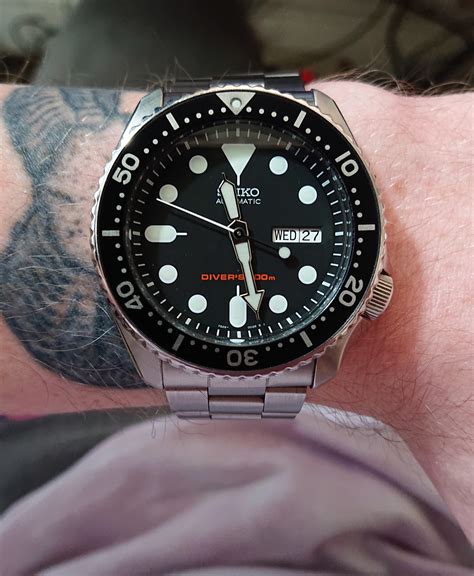 seiko skx007 with suit.